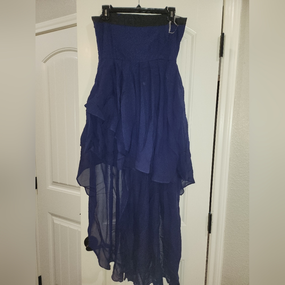 High Low Top - Picture 6 of 7
